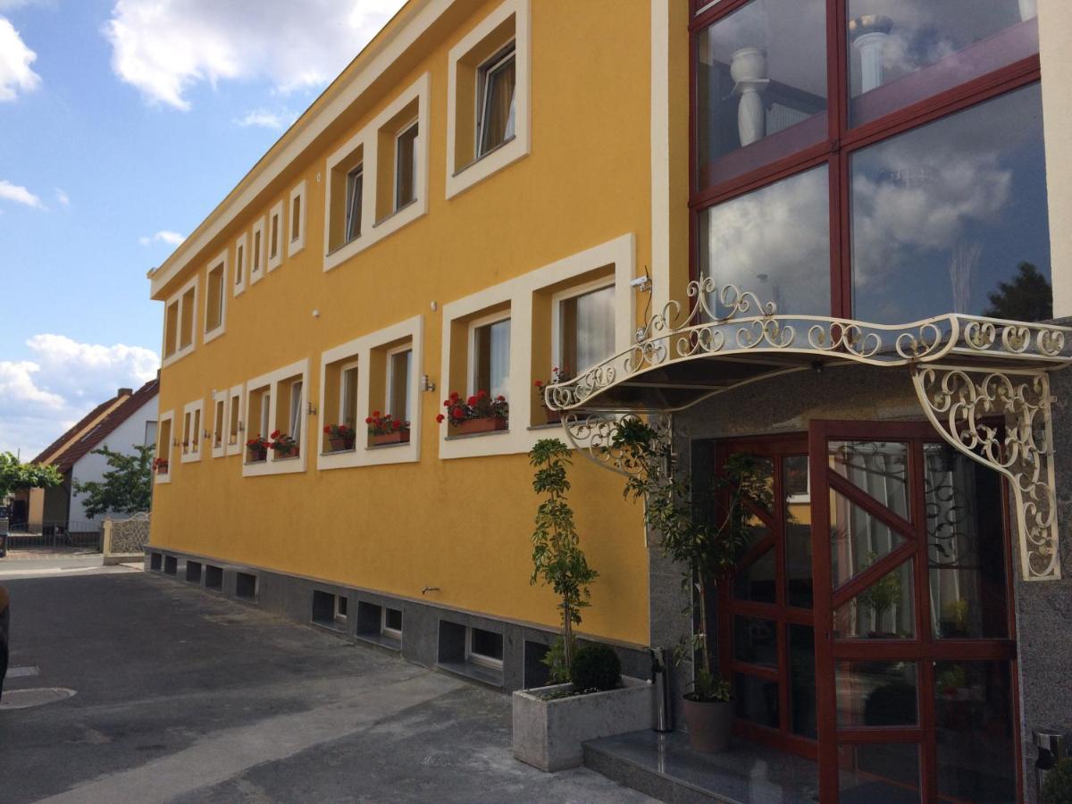Hotel Kennedy 2*